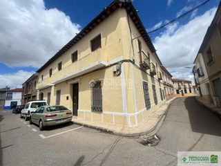 Doppelhaus in Carrión de Calatrava. Casa en venta en carrión de calatrava