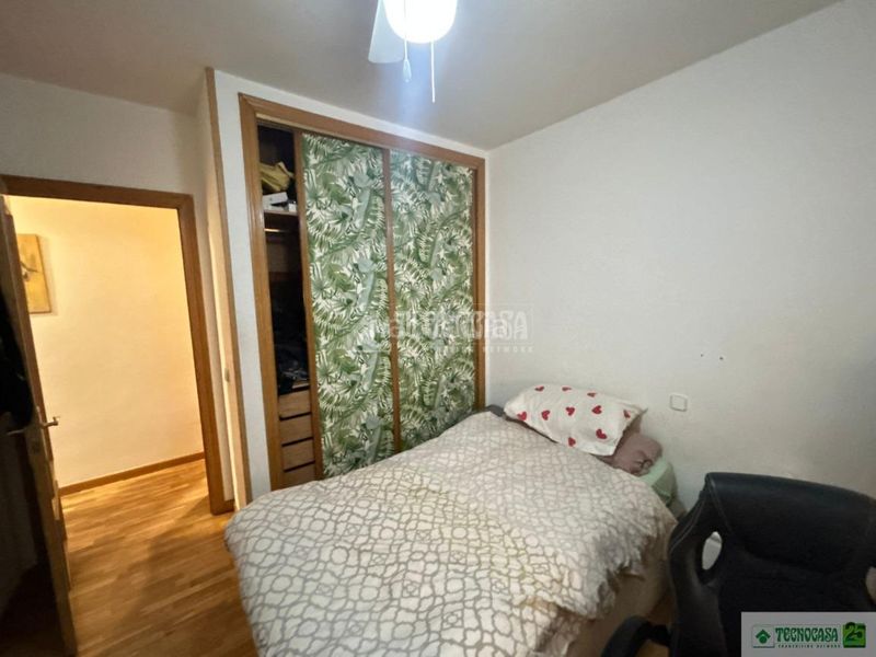 Foto b625e3e9-4260-4a76-9f55-e40e08a92dd6. Pis amb calefacció aparcament piscina a Puerta de Toledo - Atalaya Ciudad Real