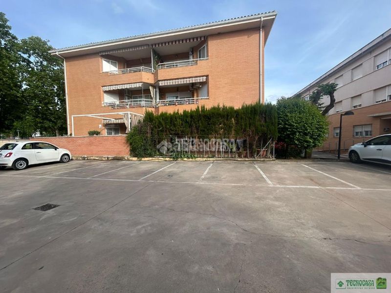 Foto c40a849e-e0a8-4fdf-a8bf-82a3142009e1. Pis amb calefacció aparcament piscina a Puerta de Toledo - Atalaya Ciudad Real