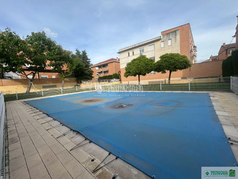 Foto f23b2202-aae1-49ac-bc6a-460afd348679. Pis amb calefacció aparcament piscina a Puerta de Toledo - Atalaya Ciudad Real