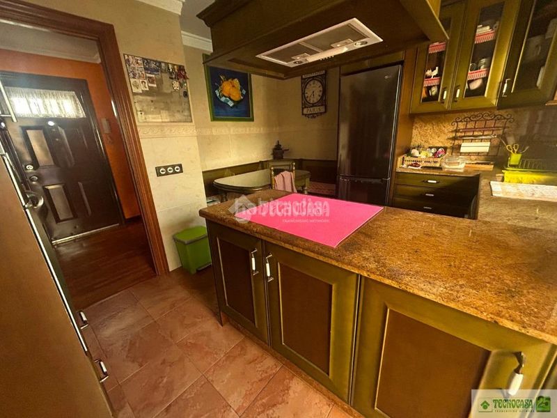 Foto 438bc609-c923-4dca-b99a-ae18769914c3. Casa aparellada amb calefacció a Nuevo Parque Ciudad Real