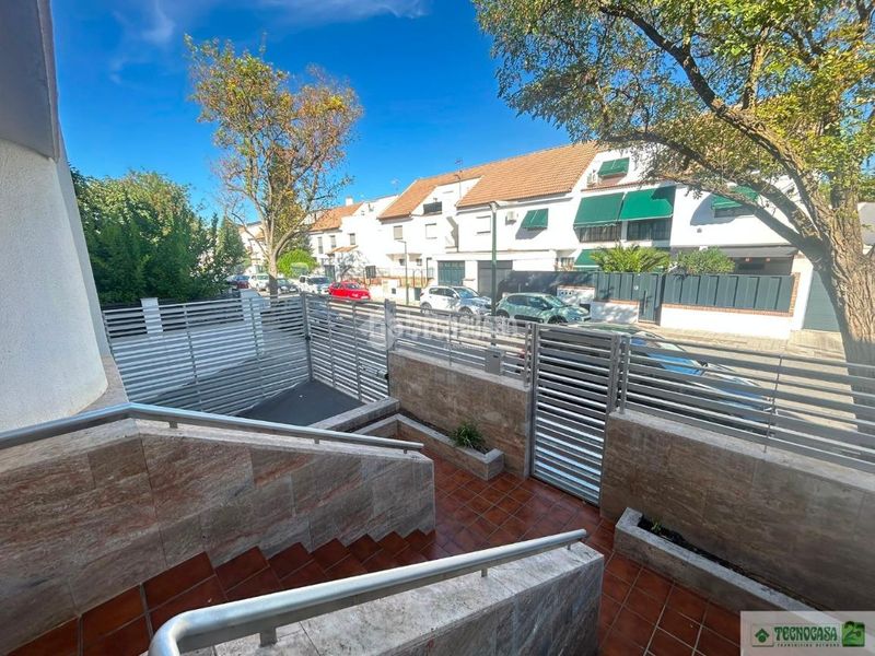 Foto cd7931ba-1567-422b-8161-e6df70b23752. Casa aparellada amb calefacció a Nuevo Parque Ciudad Real