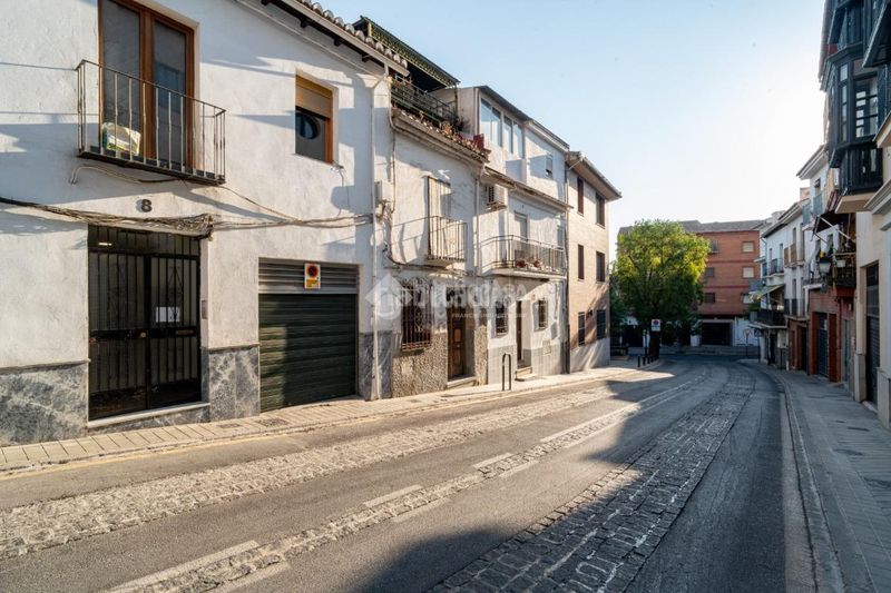 Foto 0f922d7a-41e9-4d92-b9a7-4acd11a688e0. Estudi a San Ildefonso Granada