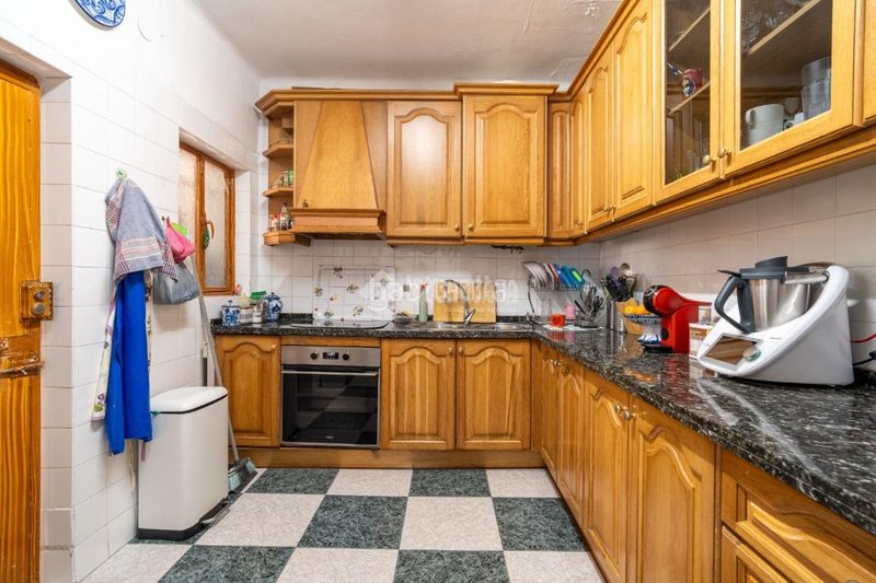 Foto b2c8b54a-0ffe-4732-afeb-d651f5c7aadf. Casa a Haza Grande Granada