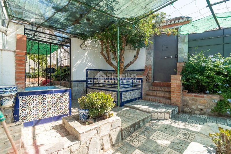 Foto f39998fd-e0ab-4dbd-9ef3-fd6c15a573db. Casa a Haza Grande Granada