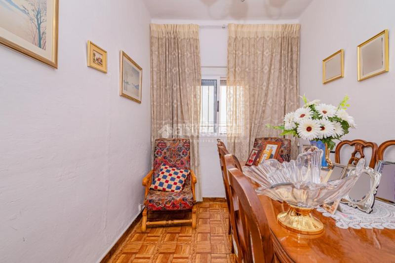 Foto f94b816a-759b-4f75-93e8-f15670e72acb. Piso  en venta en Fargue Granada