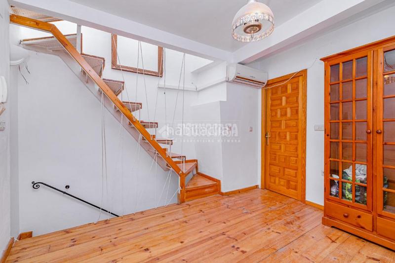 Foto 82036e45-7f90-4f08-be26-890ca75fa363. Casa pareada casa en venta en San Matías - Realejo Granada