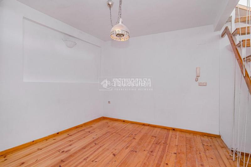 Foto 8684d33c-9ebb-441d-bb98-645b3a484d9f. Casa pareada casa en venta en San Matías - Realejo Granada