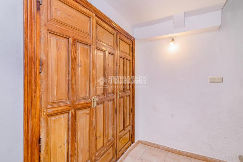 Foto f07d341f-9e1a-4f2a-bea1-ea5711756804. Casa pareada casa en venta en San Matías - Realejo Granada