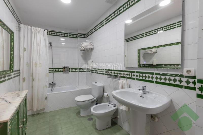 Foto 4e5d7798-55f2-4837-80ca-1f6189ad8f28. Casa pareada casa en venta en Barrio de Albaicín Granada