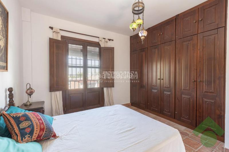 Foto b2081077-fb50-4808-ae1d-6598d2018940. Casa pareada casa en venta en Barrio de Albaicín Granada