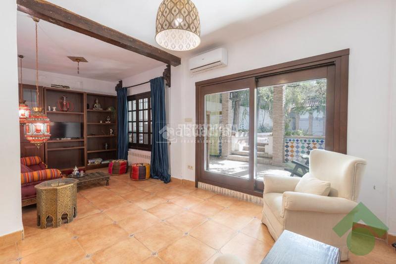 Foto b95398c1-4a14-4b37-83b5-d8e1acf44850. Casa pareada casa en venta en Barrio de Albaicín Granada