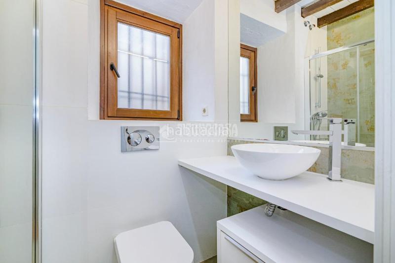 Foto 1696cf94-7cce-4d9a-b6c5-5eb7a03018c5. Piso  en venta en Barrio de Albaicín Granada