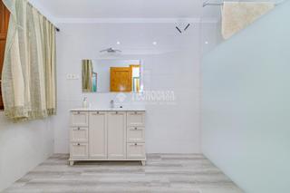 Casa a Barrio de Albaicín. Casa en venta en granada