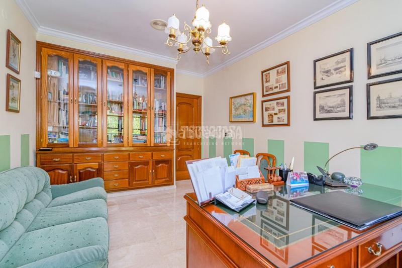 Foto 6a24f1a4-b325-4b4f-b845-572833b21078. Haus mit heizung parking in San Ildefonso Granada