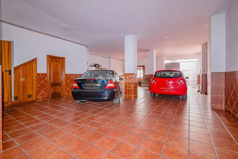 Foto 734be49b-b2f0-4c52-8e4f-ce787c8405ab. Haus mit heizung parking in San Ildefonso Granada