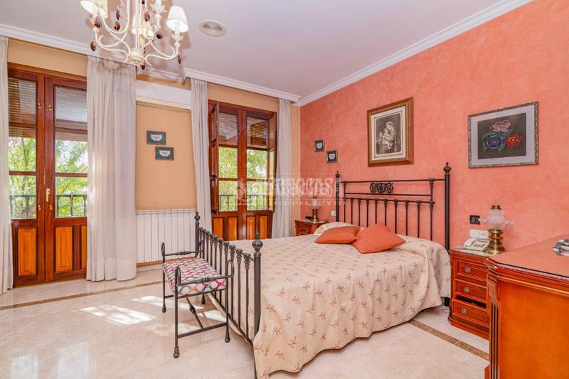 Foto 82d24cdc-bad2-4c3e-9e6a-d68edd9a34b1. Haus mit heizung parking in San Ildefonso Granada