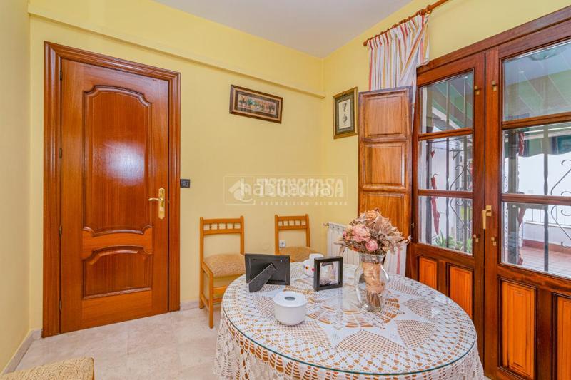 Foto aee8b22e-154f-4c3f-9979-c1232363b3fb. Haus mit heizung parking in San Ildefonso Granada