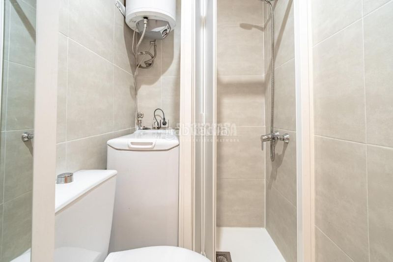 Foto a209e8ab-d75f-4be0-868f-1a5c79317157. Estudi a San Matías - Realejo Granada