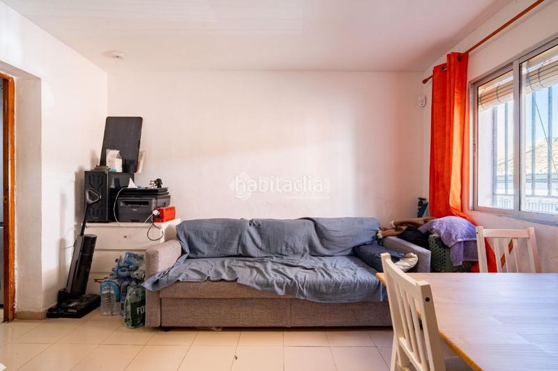 Foto 330fd831-22e5-4a86-862f-8c26e1e93844. Casa aparellada a Haza Grande Granada