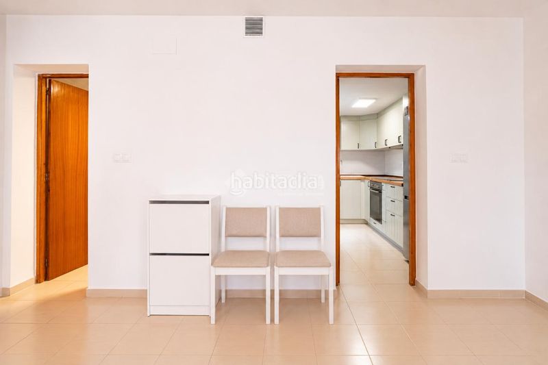 Foto 72653d73-3826-4a08-b4d1-6ebc55ee863c. Casa aparellada a Haza Grande Granada