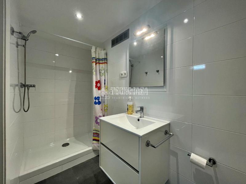 Foto 2851f48a-e55b-4a8a-8c3c-4dac120561a5. Studiowohnung in Guinardó Barcelona