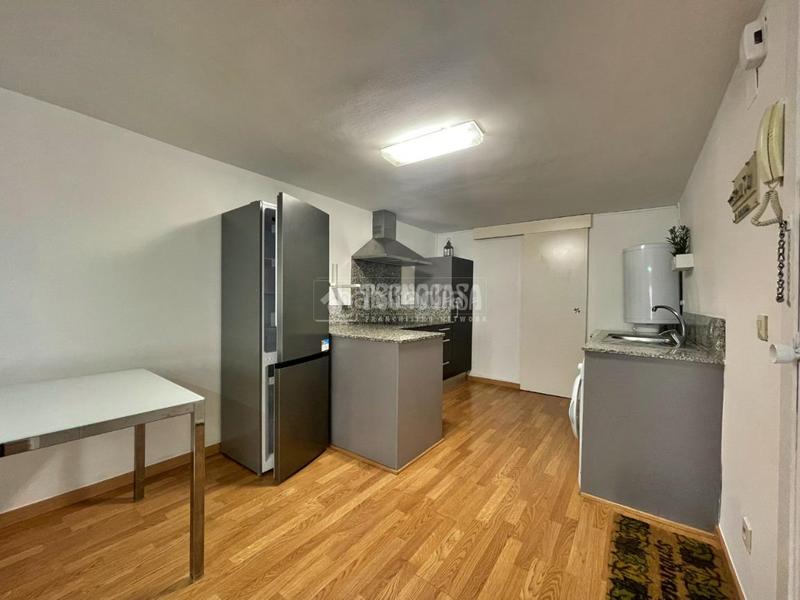 Foto dc0a4486-9c98-4fc7-bec5-347093ace036. Studiowohnung in Guinardó Barcelona