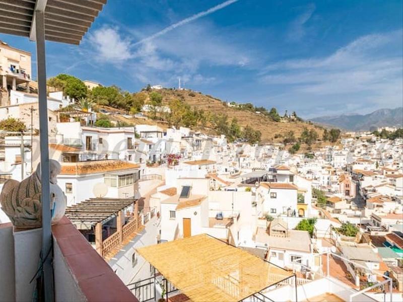 Foto d30f6252-a01c-482c-a2e2-8adfea98de10. Casa adossada amb calefacció a Torrox pueblo Torrox