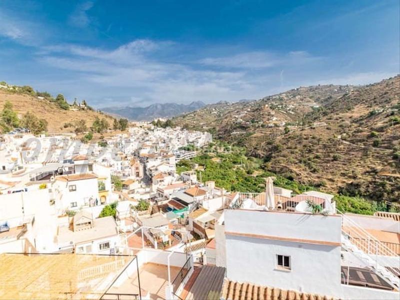 Foto b0e8590f-ecbc-4214-8112-229a7a852f3a. Maison jumelée avec chauffage dans Torrox pueblo Torrox