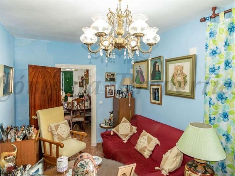 Foto 8171702e-e0c5-486d-a27d-5f4375100563. Semi detached house with heating in Torrox pueblo Torrox