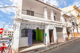 Casa in Centro. Casa pueblo en nerja