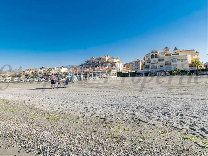 Foto 2209f90d-4a91-4f2b-b1d0-32a1f01daec0. Terreno residencial en Torrox pueblo Torrox