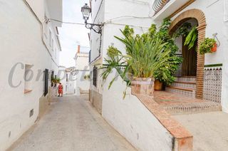 Maison à Canillas de Albaida. Casa pueblo en canillas de albaida