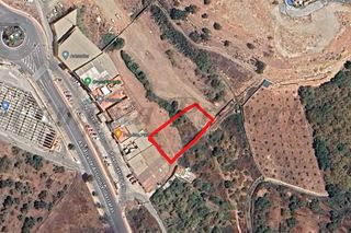 Finca rústica en Avda Pescia - Ctra de Frigiliana