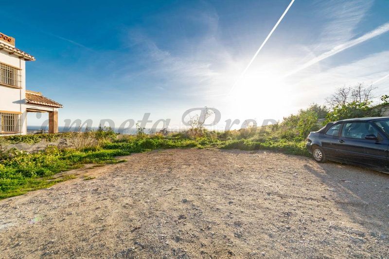 Foto 17855664-0896-4403-8634-46f12d6412b8. Terreno residencial parcela urbana en Avda Pescia - Ctra de Frigiliana Nerja