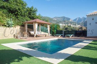 House in Frigiliana. Casa de campo en frigiliana