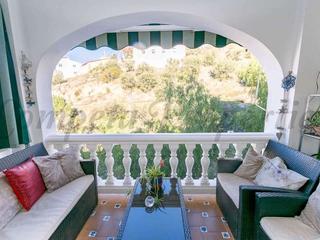 Casa adossada a Cómpeta