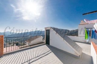 Maison à Canillas de Albaida. Casa pueblo en canillas de albaida