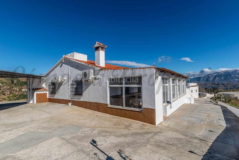Foto 74f0436c-b276-4282-ad01-6a27d97456ff. Casa amb piscina a Macharaviaya