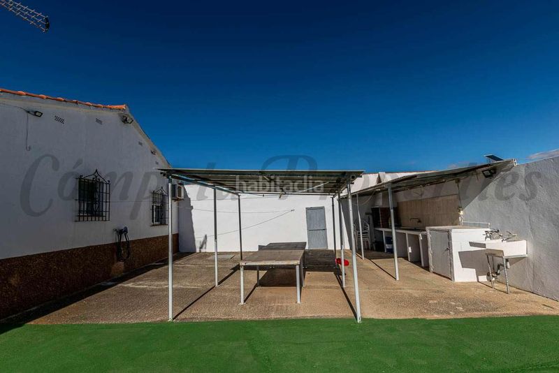 Foto aa4fb0e7-dc1a-42cf-be15-0f2a0a0af69f. Casa amb piscina a Macharaviaya