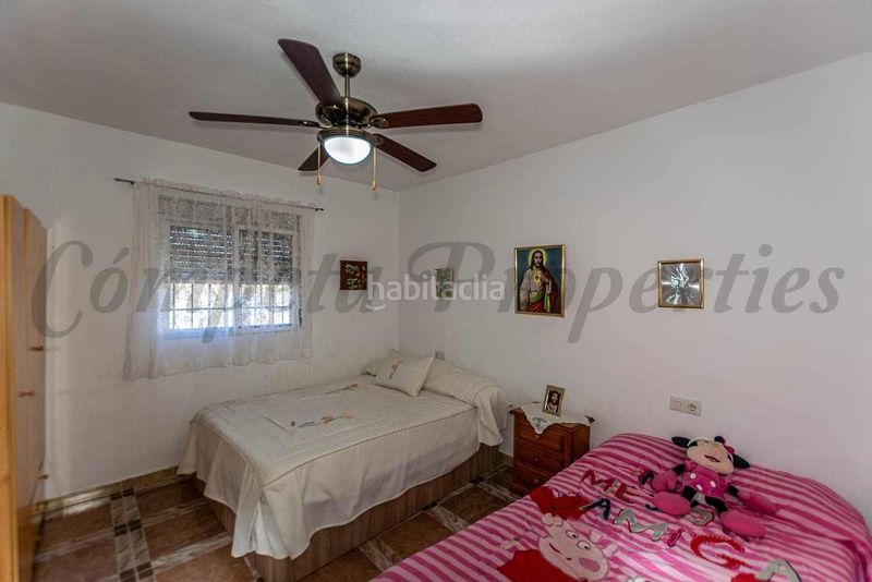 Foto ef201029-293d-4b56-b4cc-66acec509556. Casa amb piscina a Macharaviaya