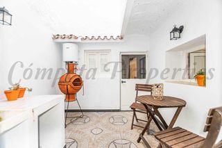 House in Sayalonga. Casa pueblo en corumbela