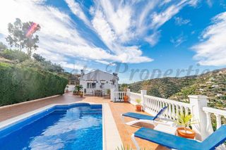 Casa in Torrox Pueblo. Casa de campo en torrox
