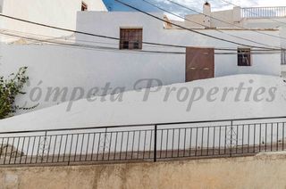 Casa in Salares