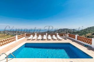 Casa en Torrox Pueblo. Casa de campo en torrox