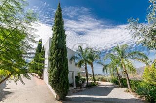 Casa a Sayalonga
