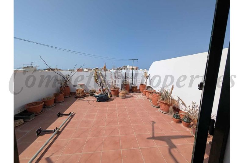 Foto 8d9fd7c3-10e2-491e-9af2-0d4bc1ebcff3. Casa a Centro Nerja