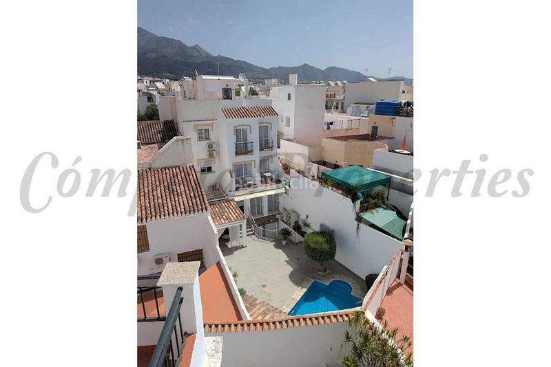 Foto f0cd882b-fb7a-4d2b-b9f9-fcf9cd179150. Casa a Centro Nerja