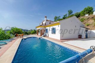 Maison à Cómpeta. Casa de campo en cómpeta