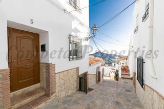 Casa in Árchez. Casa pueblo en corumbela